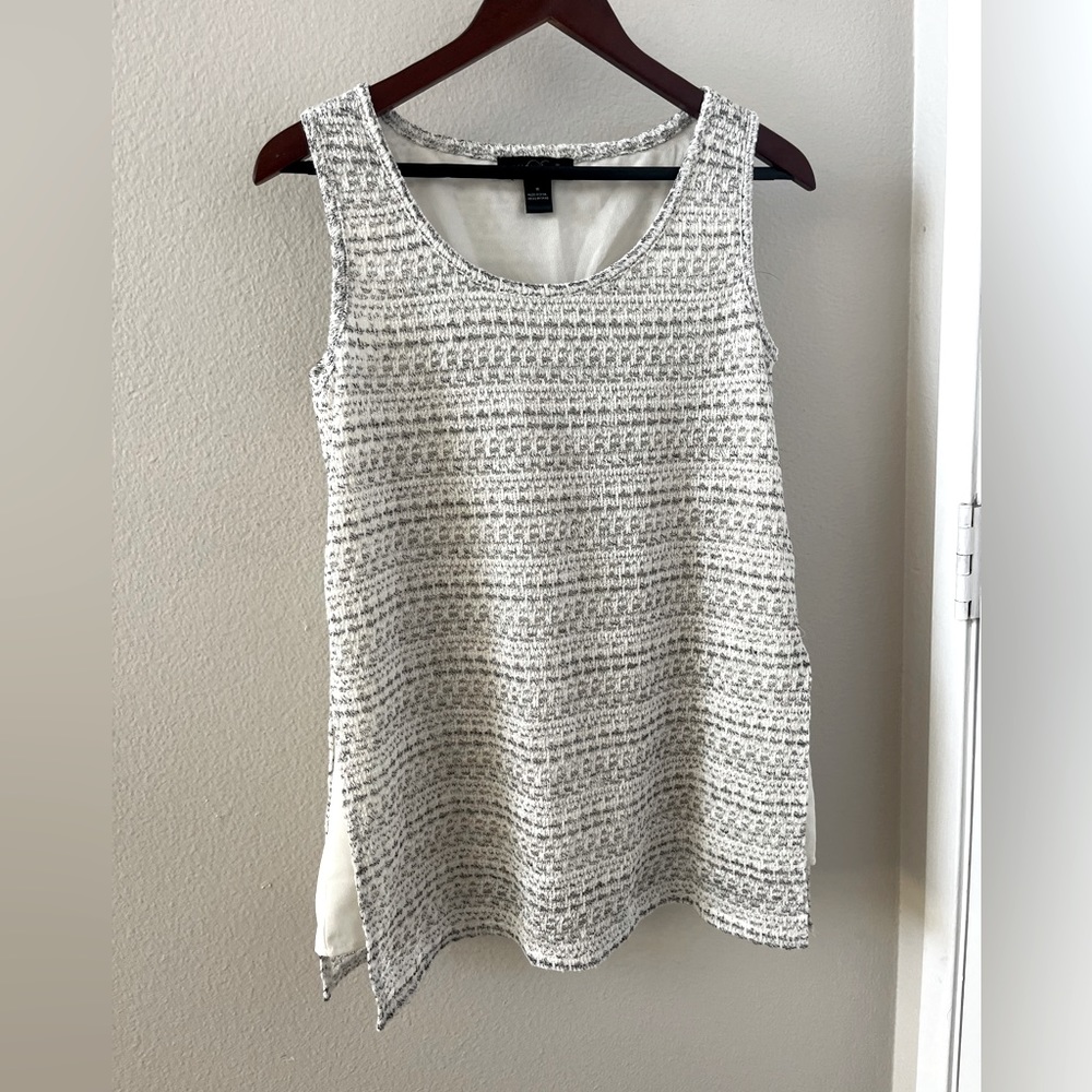 Light knitted business casual top
